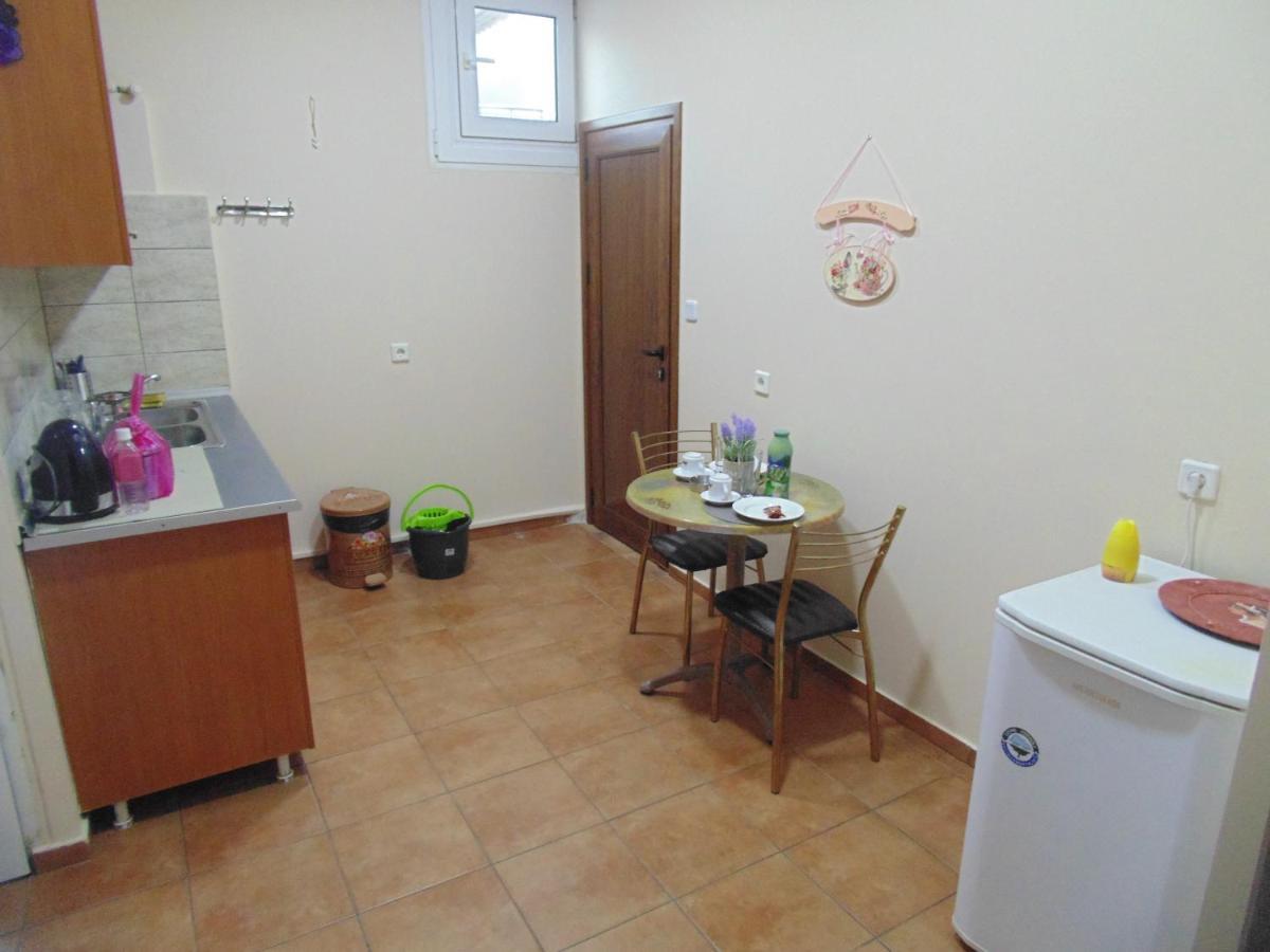 Elisian Studios Nea Karvali Kültér fotó
